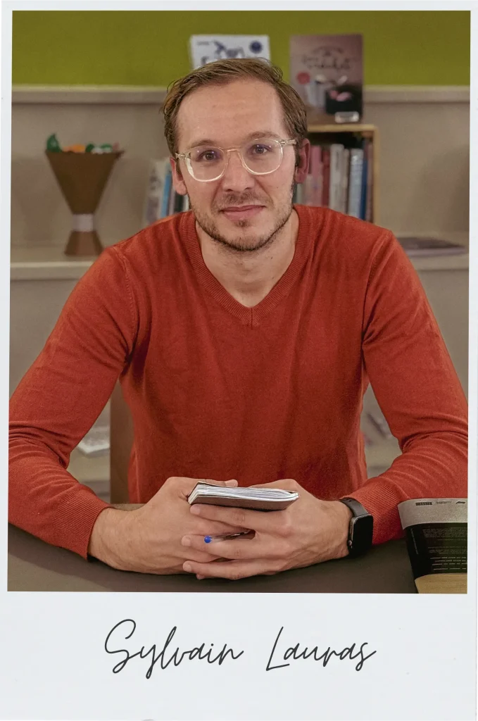 Sylvain Lauras Biographe